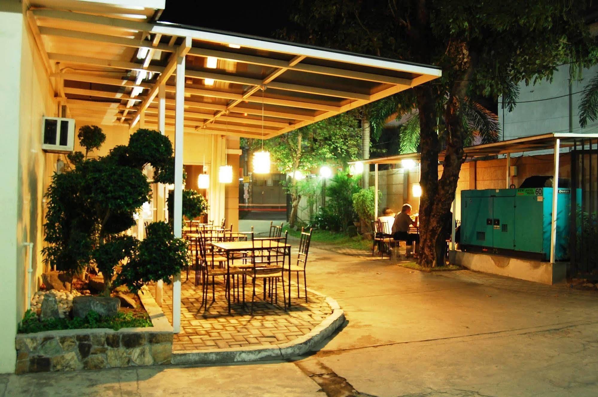 Rumi Apartelle Hotel Ángeles Exterior foto