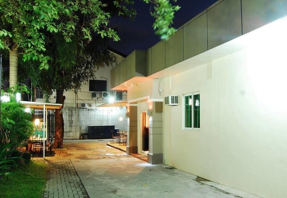 Rumi Apartelle Hotel Ángeles Exterior foto